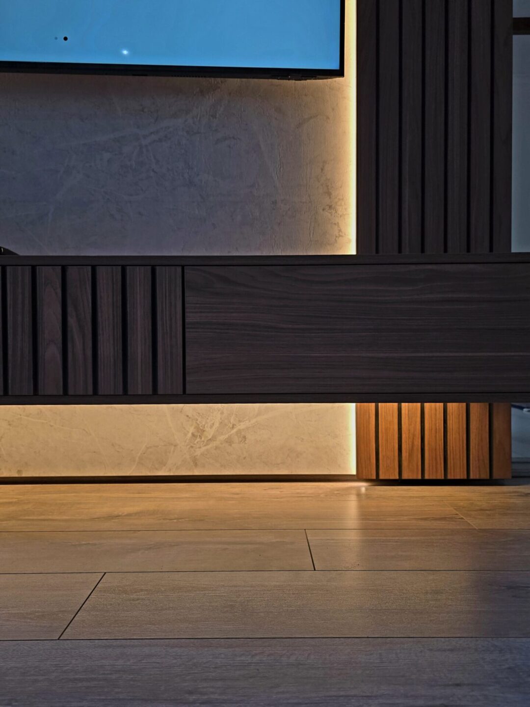 Modern Built-In TV Wall Unit Ideas for Contemporary Homes